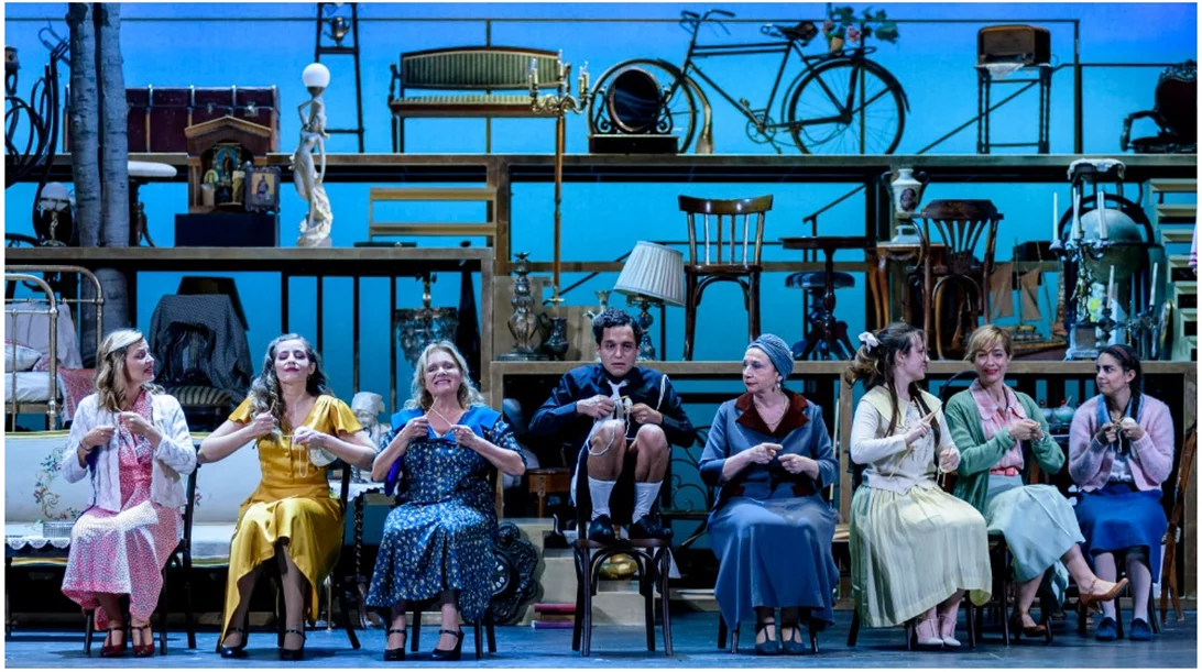 Θα μονιμοποιηθούν οι παραστάσεις σε streaming; Τι λένε οι ειδικοί και τα πρώτα στοιχεία;